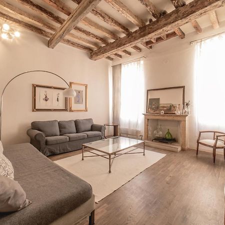 Casa Sangiacomo Quattro Modena Bagian luar foto